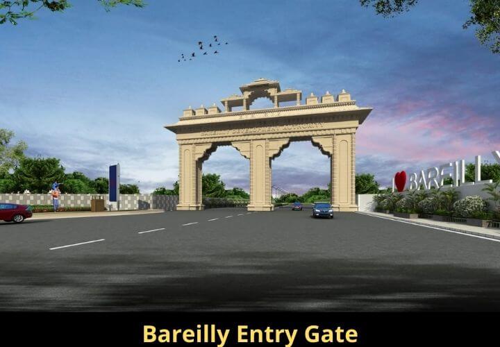 Entry Gate , Bharat Dwar Bareilly Jhumka Tiraha Bareilly